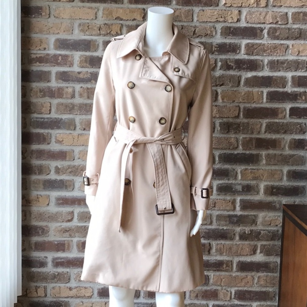 Burberry Trench Coat Size M